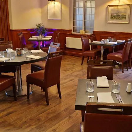Hotell The Royal 3*
