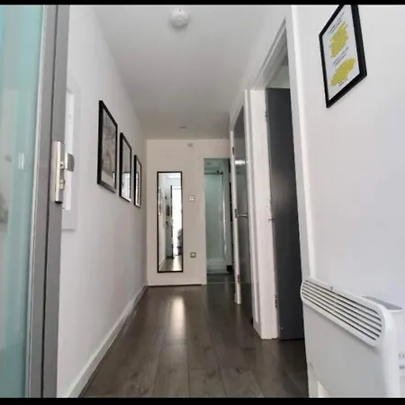 Campbell Square 3 Apartamento *