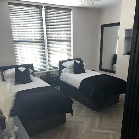 Hotel 128 Anfield Road