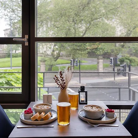 Delta By Marriott Centre 4*