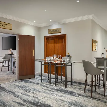 Отель Delta By Marriott Centre Ливерпуль