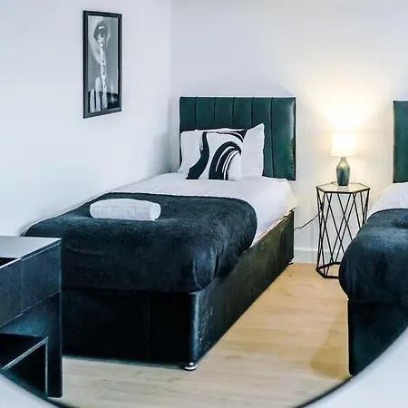 Apartamento #6 - Vibrant In Centre - Sleeps 7 - Exclusive Offers At A-kapartments *