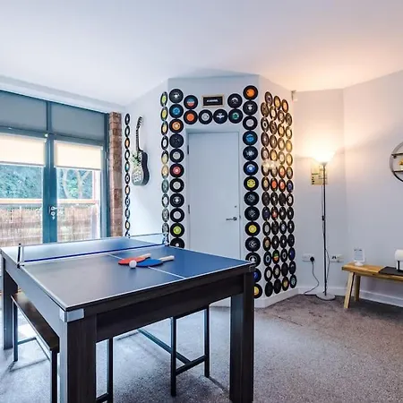 Stylish Apartment, Pool Table, Sleep 6, Location Appartamento Liverpool