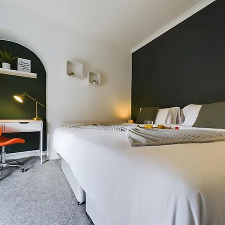 Charming - Cosy Retreat - Short Drive To Centre - Free Parking Appartement *