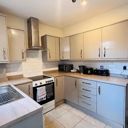 Apartment Charming 3-bed Anfield Liverpool