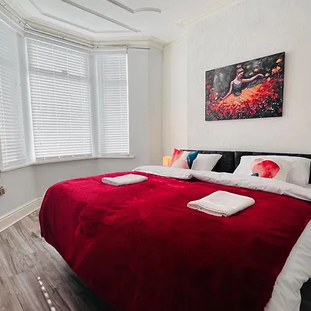 Charming 3-bed Anfield *