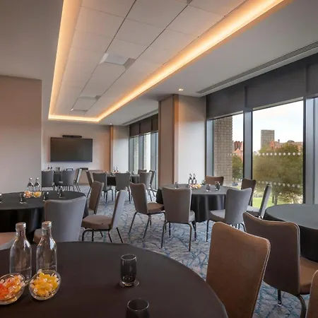 Hotel Maldron Centre 4*