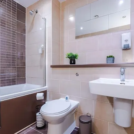 Sleeps 6, Stylish Apartment, Perfect For Groups, Long Term Disc 公寓 利物浦