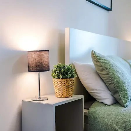 公寓 Sleeps 6, Stylish Apartment, Perfect For Groups, Long Term Disc *