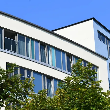 Dockside Aparthotel, Western Signature Collection 4*