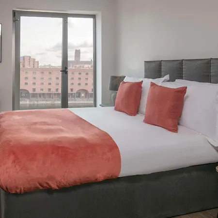 Dockside Aparthotel, Western Signature Collection 4*