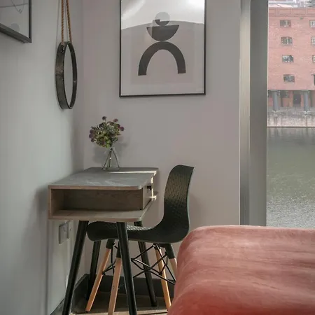 Dockside Aparthotel, Western Signature Collection Lejlighedshotel 4*