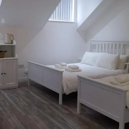 Citybreaks With Free Parking * Liverpool