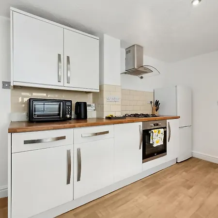 Lillian Rd | Anfield Cozy House - By Vichy *