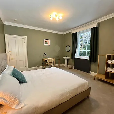 Mossley Hill Retreat * Liverpool