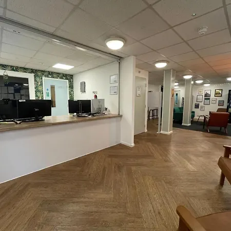 For Students Only - Living In The Heart Of The At Apollo Court Apartment Liverpool