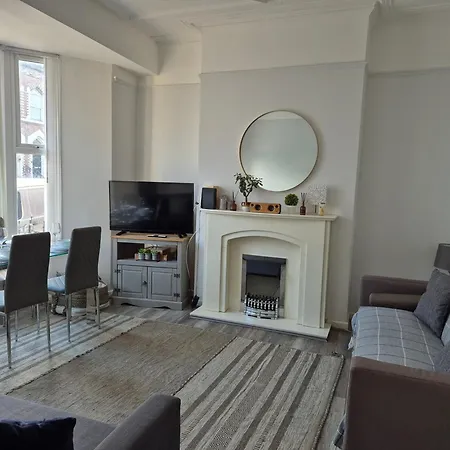 Privatunterkunft House Next To Anfield Stadium, Goodison Park *
