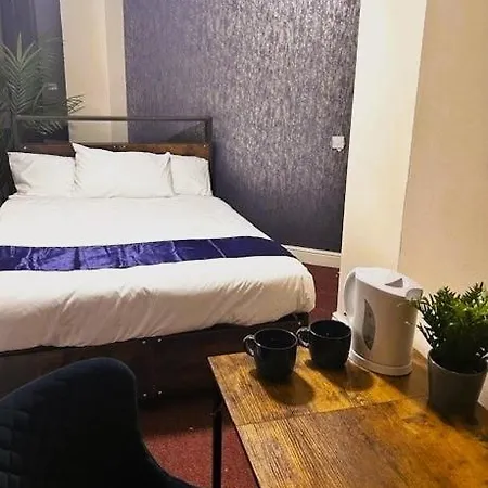 Отель Hillcrest Ливерпуль