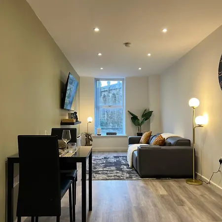 The Seven Aparthotel *