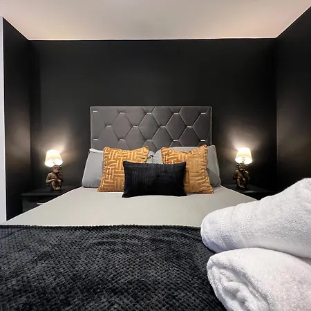 The Seven Aparthotel