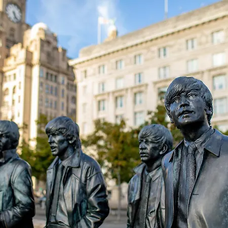 Epic Tunnage Square * Liverpool