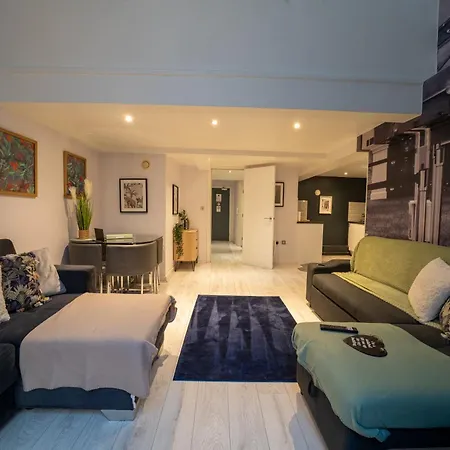 Align Lux Apartments, Centre Liverpool