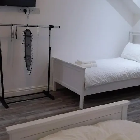 Aparthotel Citybreaks With Free Parking *