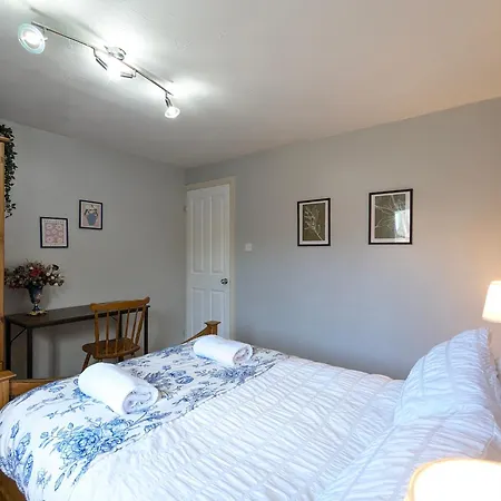 Апартаменты Vintage 2-bed Centre Gem Free Parking *