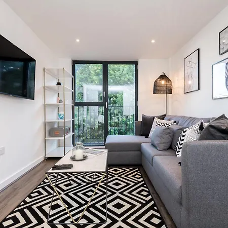 Appartement Chavasse Cove Sleeping 6 Guests With Parking *