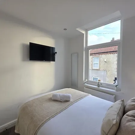 18 Anfield 5 Min Walk Sleeps 7 4br 5bed 3bathrms Casa de Férias