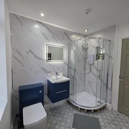 18 Anfield 5 Min Walk Sleeps 7 4br 5bed 3bathrms * Liverpool