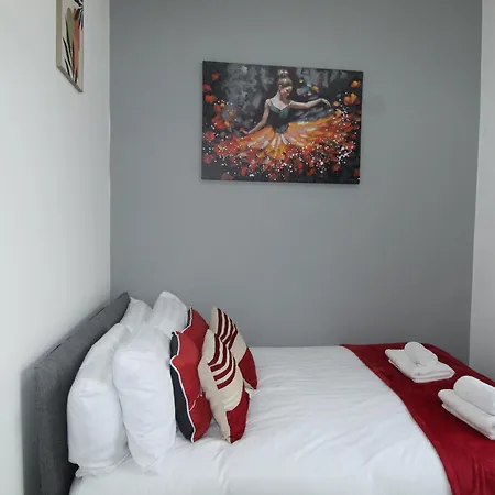Holiday home Sefton House By Smart Corporate Liverpool