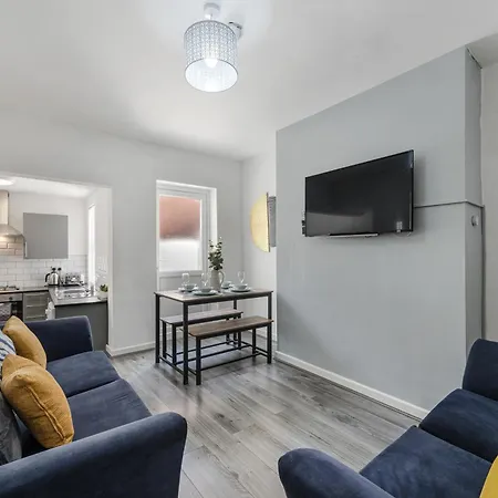 Holiday home Cameron House - Air Host &