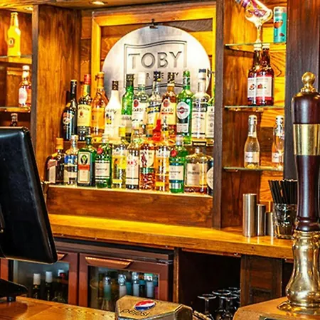 Hotel Stables Inn, Aintree 2*
