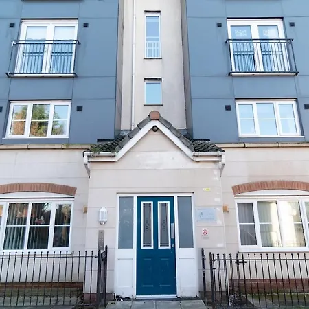 3 Bedroom Flat W Parking
