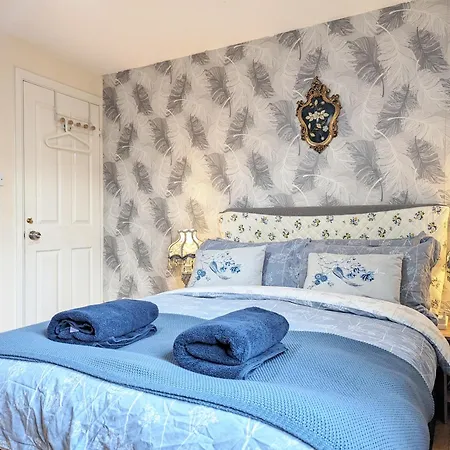 Vintage 3-bed Centre Gem Free Parking Appartamento *