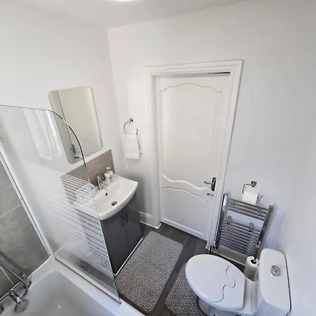 Гостевой дом Quarto 3 Casa Compartilhada Em Kensington *