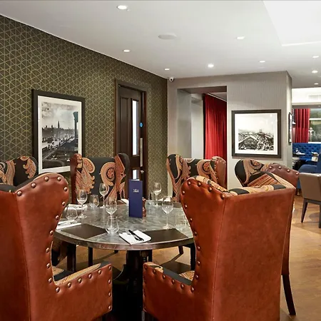 Doubletree By Hilton & Hotel 4*