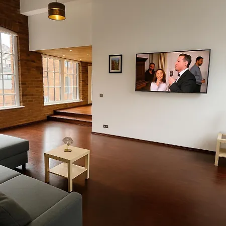 Bright Centre 1-bed Steps To Shops & Cafe Apartament