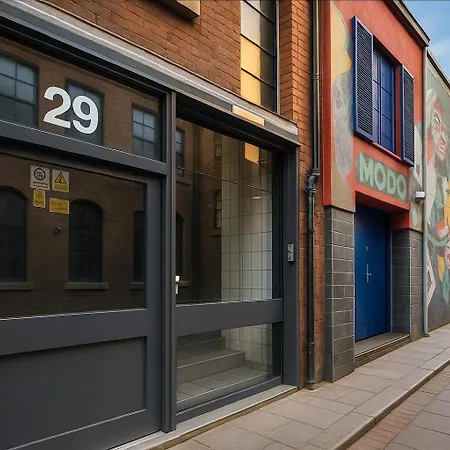Bright Centre 1-bed Steps To Shops & Cafe Liverpool