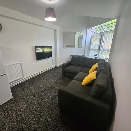 Furnished 1 Bedroom In * Liverpool