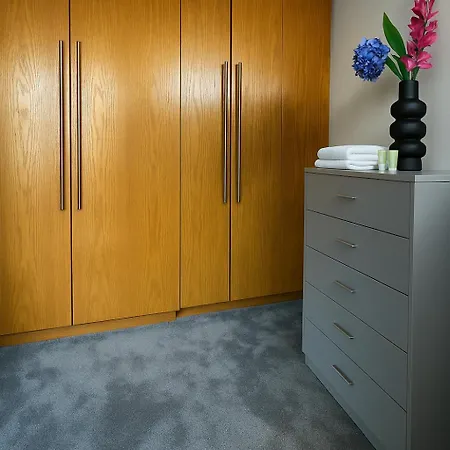 Balcony Street View 1-Bed Apt- Central Liverpool Appartement Liverpool