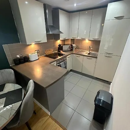View One Bedroom 公寓