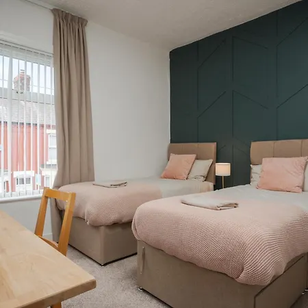 Sweet Summer 4-bed 公寓