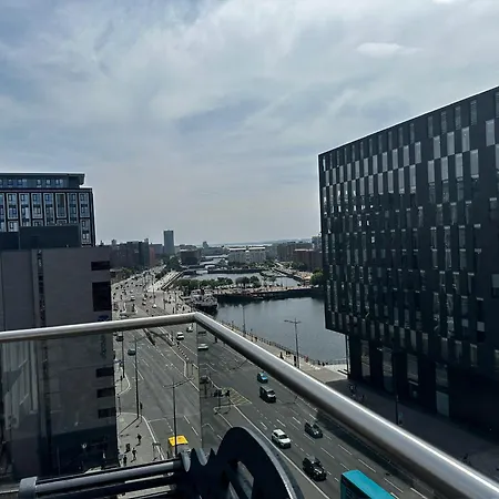 White Star Line Hotel