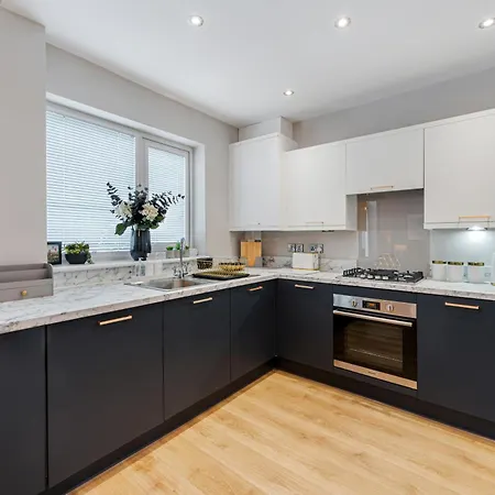 Watford - Air Host & - 3 Bedroom Heritage House Casa vacanze
