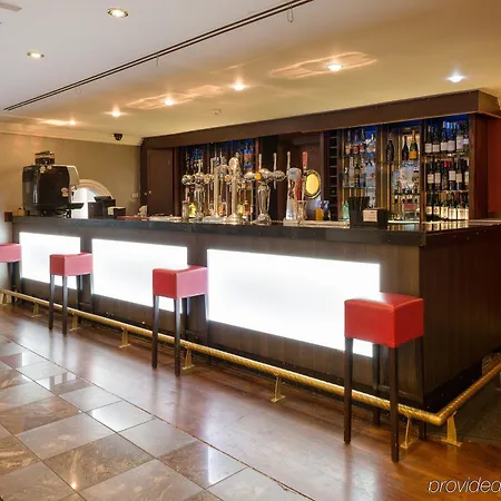 Отель Crowne Plaza - John Lennon Airport By Ihg Ливерпуль