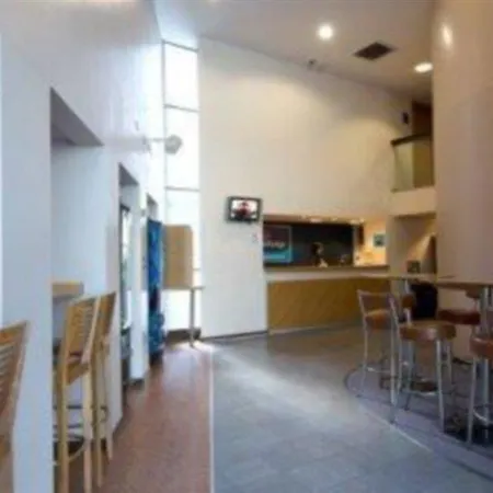 Отель Travelodge Central Ливерпуль