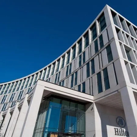 Hotel Hilton Centre 4*