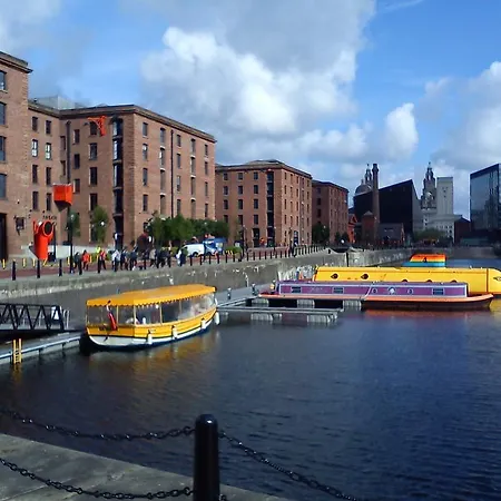 Yellow Sub Botel